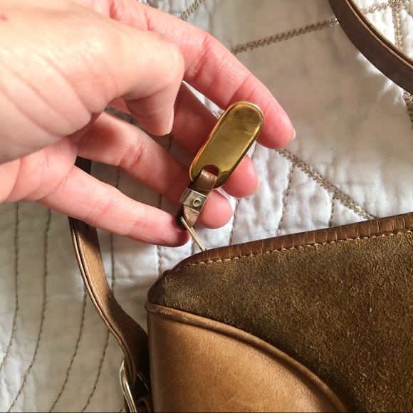 GUCCI Vintage 1970s Authentic Suede and Leather Purse - Picture 9 of 15